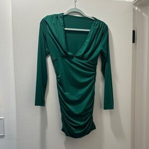 Elegant Green Long Sleeve Dress